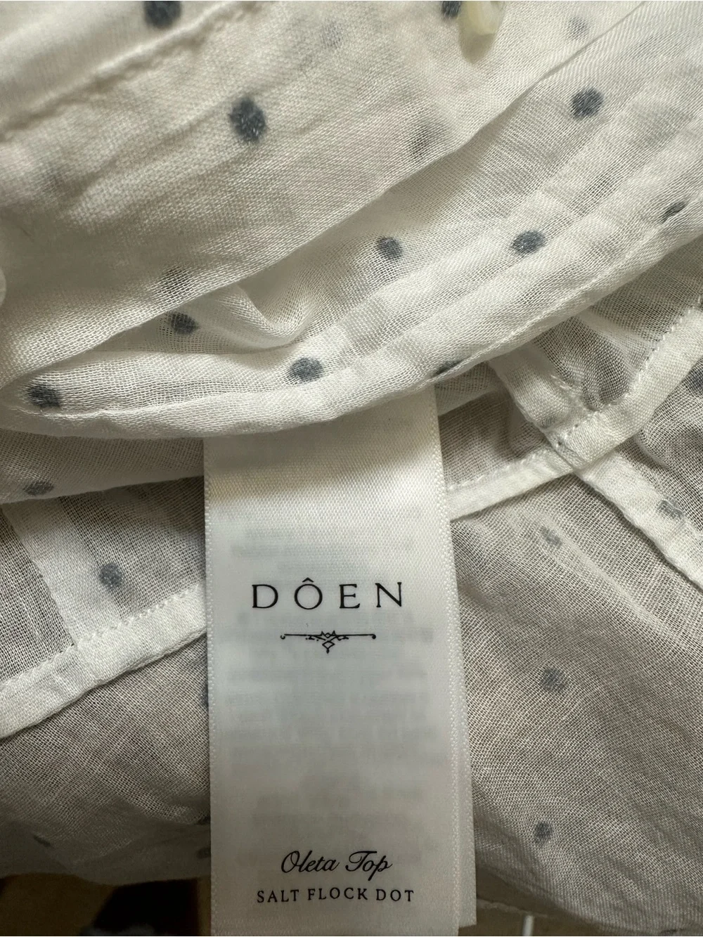 Doen Ivory Swiss Dot Lace-Collar Pintuck Blouse